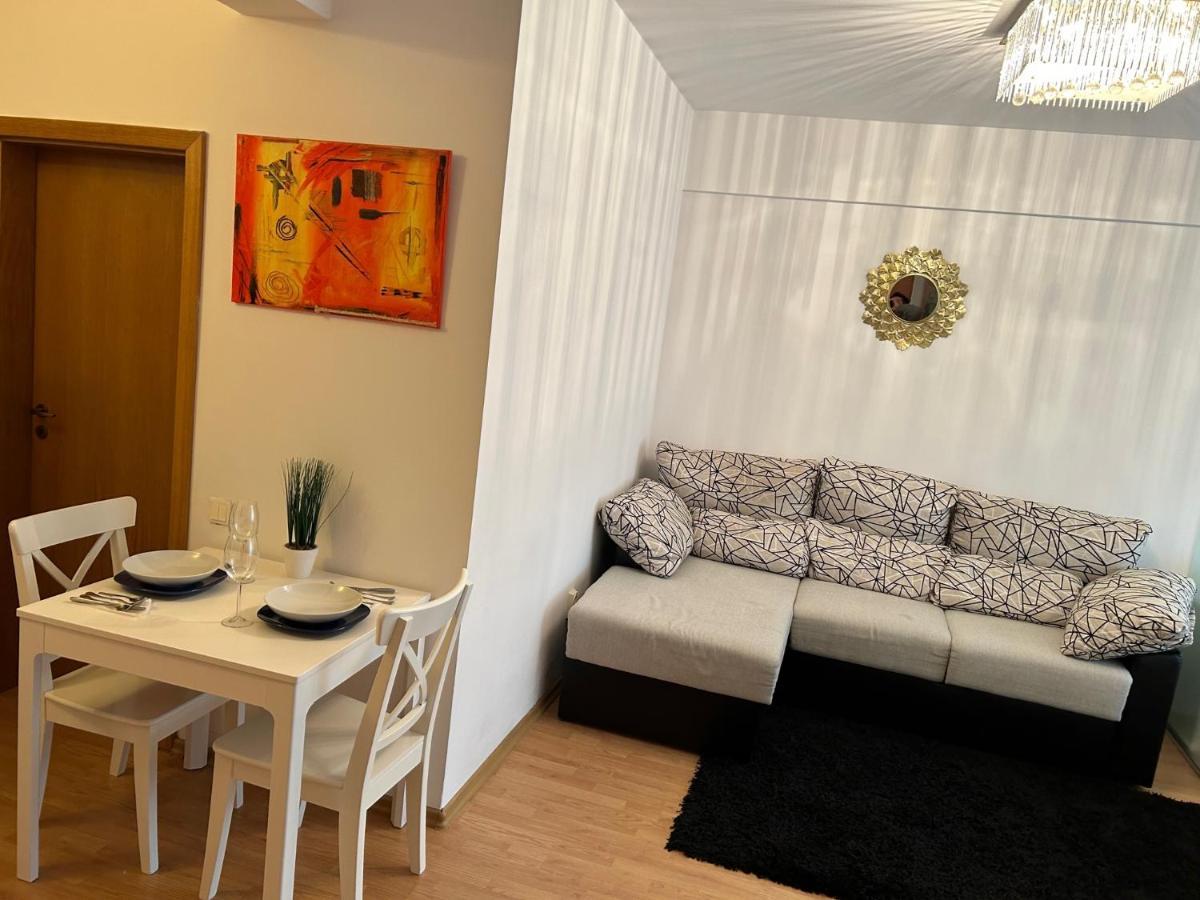 Mivardomi Accommodation Cluj Napoca Bagian luar foto
